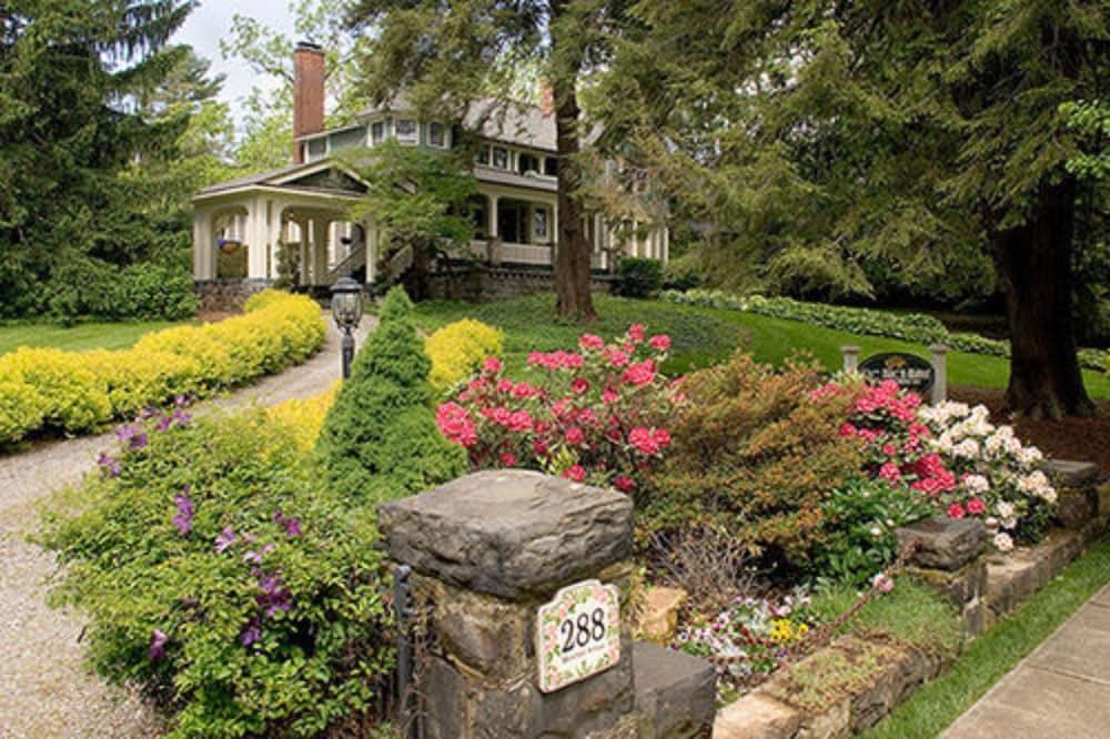 Black Walnut B&B Inn Asheville Dış mekan fotoğraf